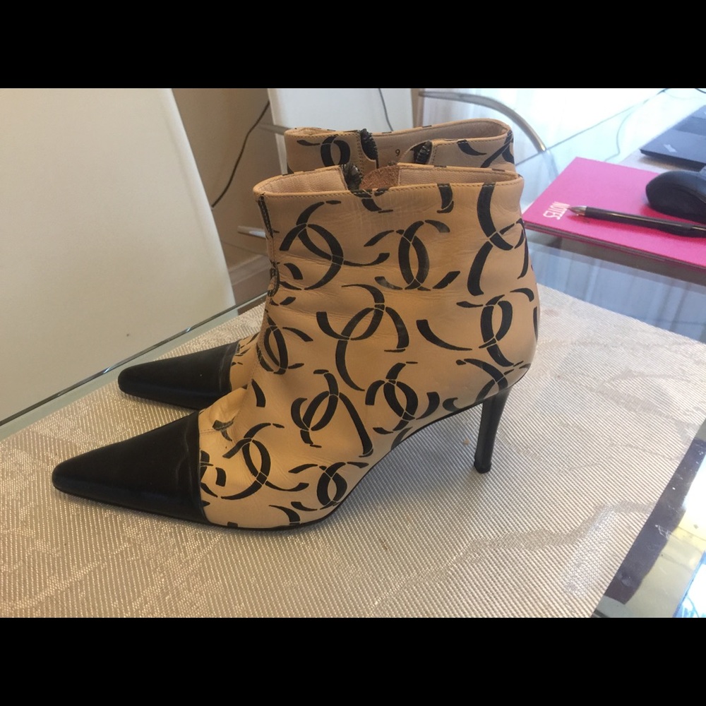 Gorgeous Chanel Lambskin Logo booties
